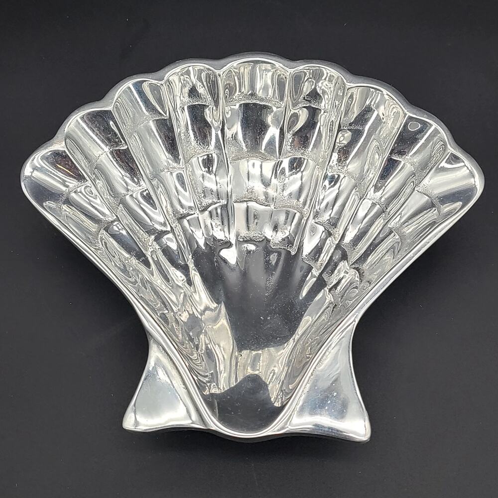 Mariposa Brillante Aluminum Clam Shell Serving Plate Platter Dish Tray Mexico
